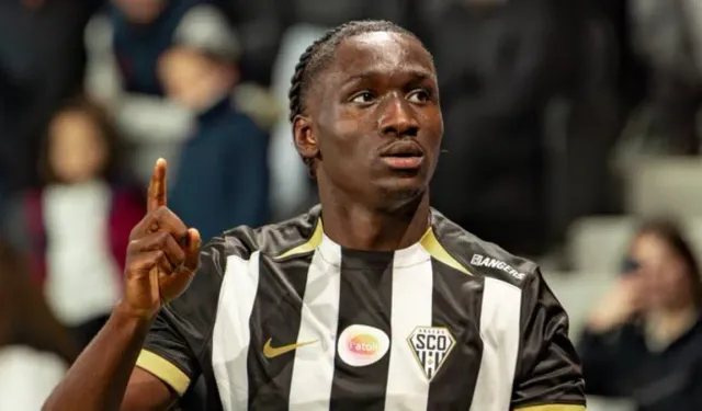 Fenerbahçe'den 22 Milyon Euro'luk Dev Transfer! Sidiki Cherif İmzayı Atıyor!