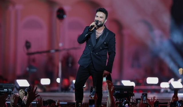 Tarkan'dan Ankara Konseri Öncesi Flaş Paylaşım! Saat Kaçta Sahnede?