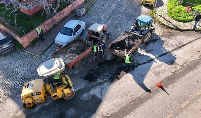 Ayvalık'ta yol bakım onarım seferberliği