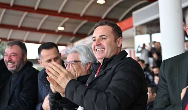 Ahmet Akın'ın her hamlesi yeni bir gündem!