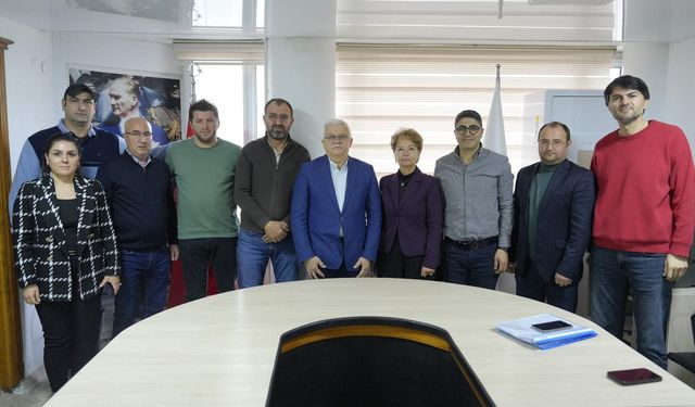 Burhaniye Belediyesi’nden Spor Kulüplerine 1,2 Milyon TL Destek