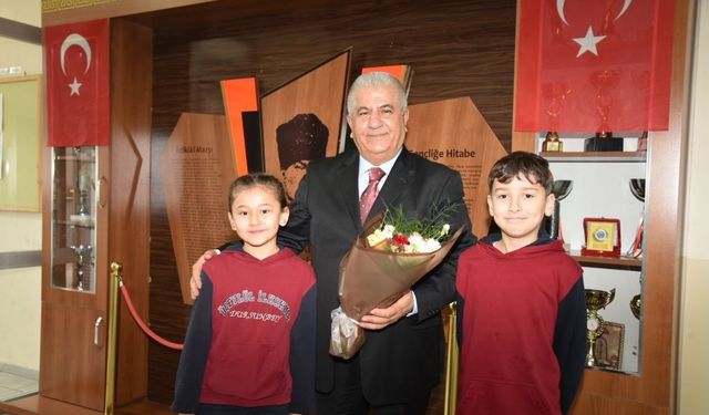 İl Millî Eğitim Müdürü Selehattin Kal’dan Dursunbey’de okul ziyaretleri