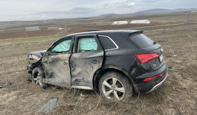 Çorum’da Tır ile Cip Çarpıştı: 4 Kişi Yaralandı