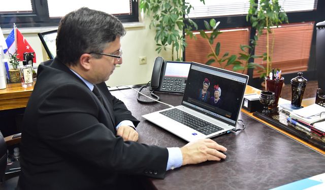 BAÜN Rektörü Oğurlu, AA “Yılın Kareleri” Oylamasına Katıldı