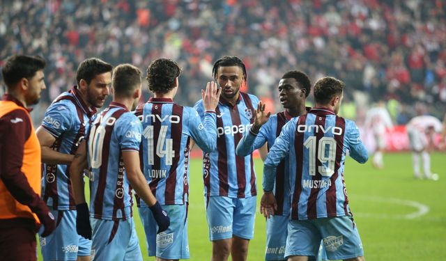Trabzonspor Samsun’da Şov Yaptı! Paul Onuachu ve Ernest Muçi Attı, Karadeniz’in Kralı Belli Oldu!