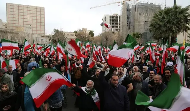 Ortadoğu’nun satranç tahtasında İran depremi: Ankara’nın ateşle imtihanı