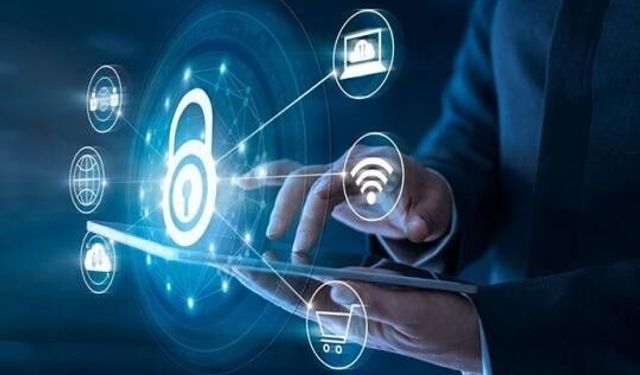 Nedir, Nasıl Çalışır? Google ve Facebook Verilerimizi Nasıl Topluyor? KVKK ve GDPR Sınırları