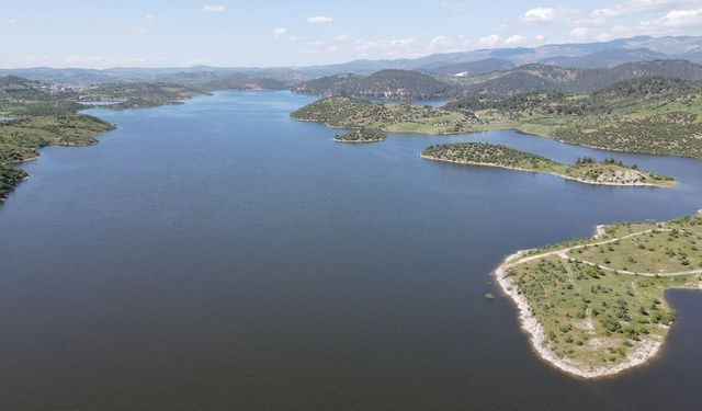 Sındırgı’da Yağışlar Sevindirdi! Çaygören Barajı %100 Doluluğa Ulaştı!