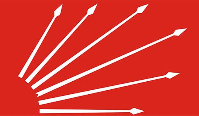 Rozet Şovu Tartışma Yarattı: CHP Balya’dan “Algı Operasyonu” Suçlaması