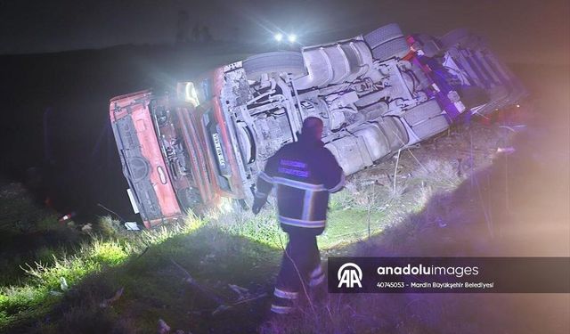 Mardin Nusaybin'de Tır Kazası! Sürücü Yaralandı