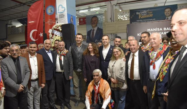 Manisa'da yaşayan Balıkesirliler iftar sofrasında buluştu