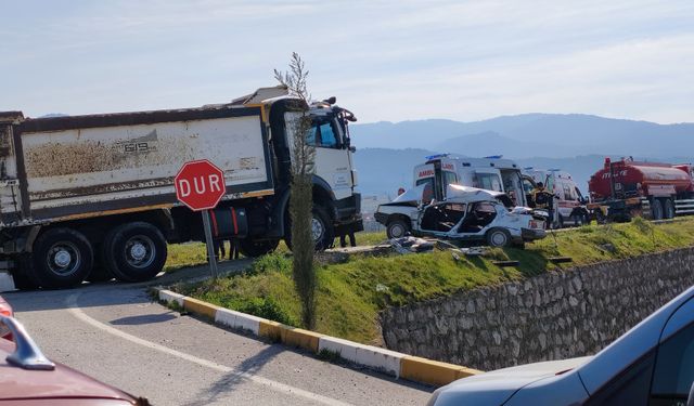 Sındırgı'da Feci Kaza! Belediye Personeli Emre Kaya Hayatını Kaybetti.