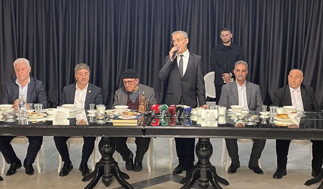 Bursa’da İftarda Barış Sofrası: Kan Davasına Dönüşmeden El Sıkıştılar!