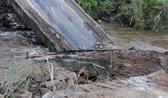 Milas’ta Şiddetli Yağış Bilançosu: Köprü Çöktü, Ulaşım Kesildi!
