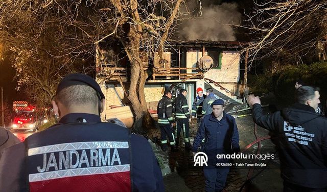 Kocaeli'de Yangın Dehşeti! 71 Yaşındaki Cahit T. Hayatını Kaybetti