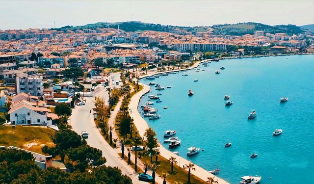 Ayvalık'ta Sıcaklık Rekoru Kırıldı! Termometreler Normallerin 8,5 Derece Üstüne Çıktı!