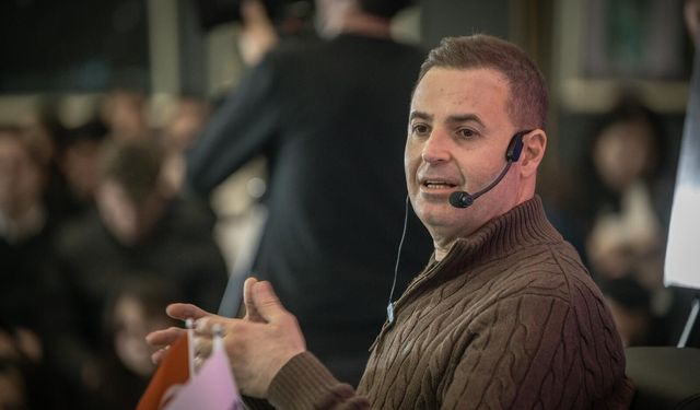 Başkan Ahmet Akın Gençlerle Buluştu: “Gençlerimizin İstekleri Benim Yol Haritam”