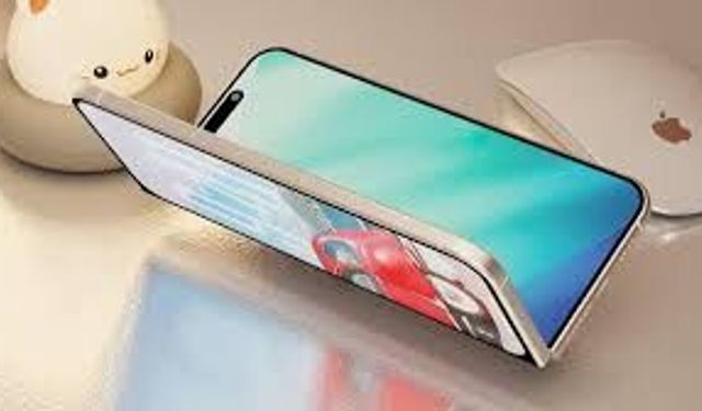 Katlanabilir iPhone'un İsmi Ortaya Çıktı: iPhone Air Geliyor!