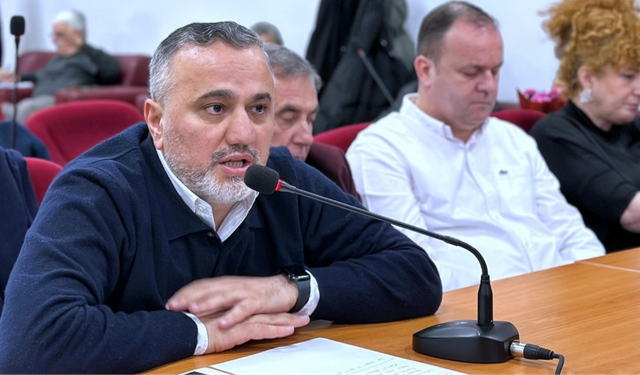 AK Partili Meclis Üyesi Mehmet Doğan'dan Bandırma'daki satışa tepki: Satış çok, yatırım yok!