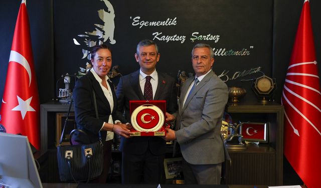 CHP Genel Merkezi’nde Edremit zirvesi: Hangi projeler gündeme geldi?