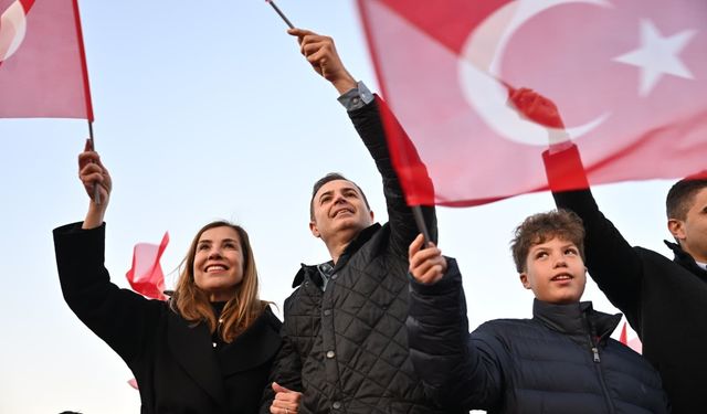 Ahmet Akın’ın alternatif törendeki mesajlarından ne anlam çıkardınız?