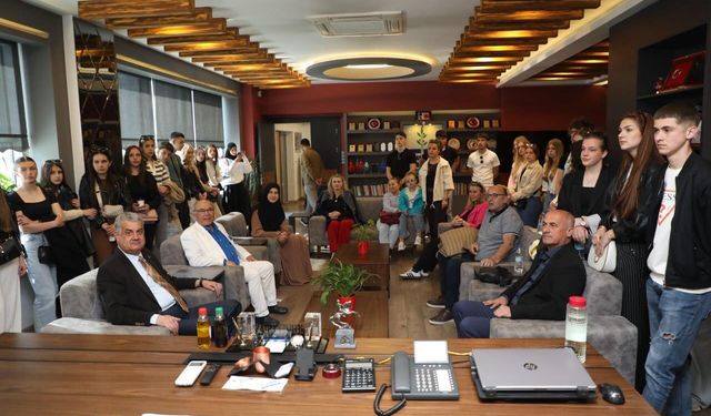 Bosna Hersek'ten Edremit'e Gönül Köprüsü! Belediyeye Sürpriz Ziyaret
