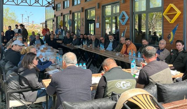 Marmara Adası'nda Madencilik ve Orman Mevzuatı Zirvesi: İzin Süreçleri Ele Alındı