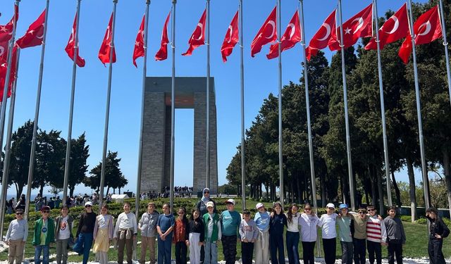 Tarih Yerinde Öğreniliyor: Edremitli Çocuklar Çanakkale Ruhuyla Buluştu