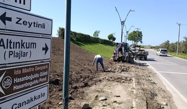 Edremit Zeytinli Alt Geçidinde Altyapı Bitti, Peyzaj Mesaisi Başladı