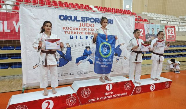 Kepsut’un Gururu: Safiye Zeynep Bilgiç Judo’da Türkiye 2.si Oldu!