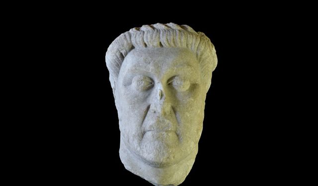 Smyrna’nın Kayıp Hazinesi Evine Döndü: ABD’den İade Edilen 1600 Yıllık Heykel Başını Artık İzmir’de Görebilirsiniz!