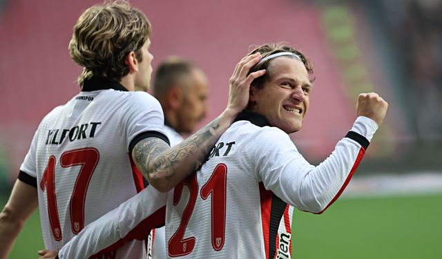 Samsunspor - Beşiktaş Maç Sonucu: Karadeniz'de Fırtına Koptu! Beşiktaş Deplasmanda Kayıp...