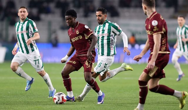 Konyaspor Trabzonspor'u Devirdi! İkincilik Yarışında Şok Skor