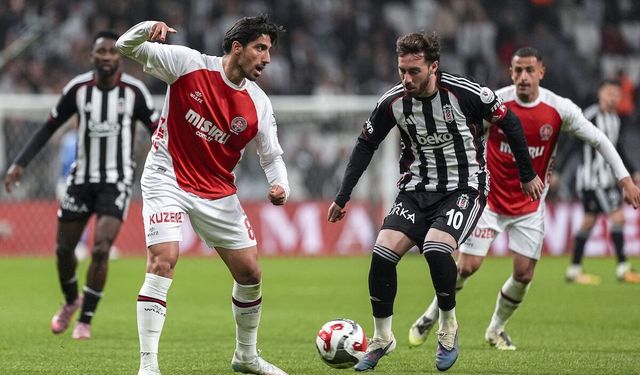Dolmabahçe'de Direkler ve Grbic Geçit Vermedi! Beşiktaş Karagümrük Karşısında Puan Kaybetti