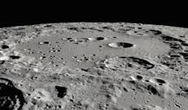 Ay'da Yaşam İçin Dev Adım! Blue Origin Duyurdu: Ay Toprağından Oksijen ve Roket Yakıtı Üretilecek!