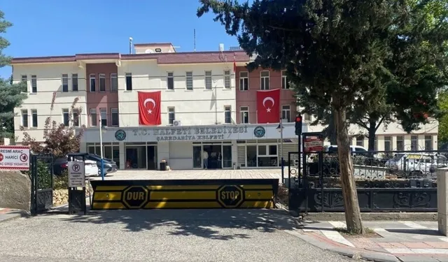 Şanlıurfa Halfeti Belediyesi'nde Dev Operasyon! Eski Belediye Başkanı Şeref Albayrak Dahil 29 Kişi Tutuklandı!