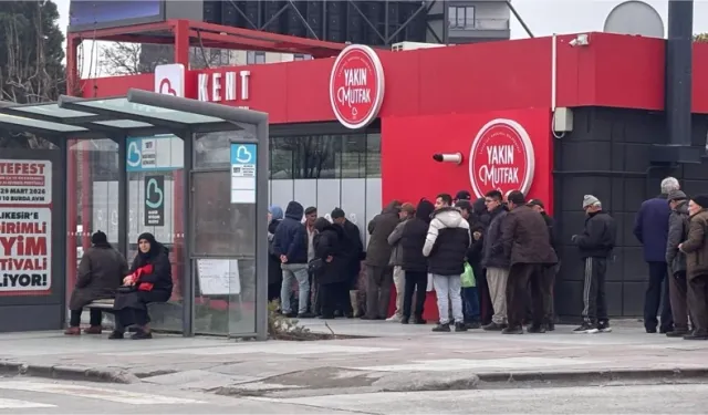 Mustafa Canbey’den Ahmet Akın'a Sert İhale Tepkisi: “Bu Nasıl ‘Benim Ailem’ Anlayışı?”