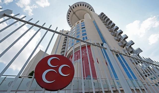 MHP İstanbul’da Dev Deprem! İl ve 39 İlçe Teşkilatının Tamamı Feshedildi
