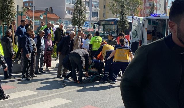 Balıkesir’de Sabah Kabusu! Yonca Kavşağı’nda Kan Donduran Kaza: Bir Araç Yayaya Çarptı!