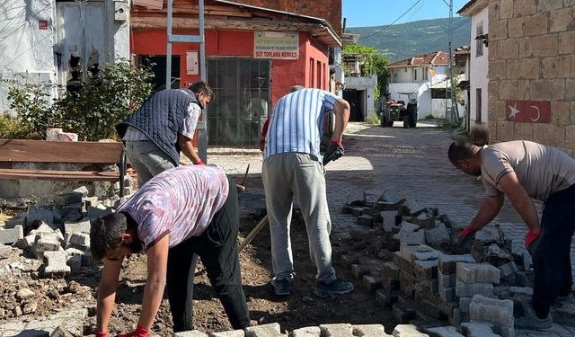 Bigadiç Belediyesi'nden Mahallelerde Ulaşım Seferberliği