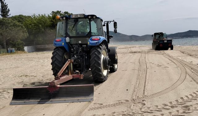 Burhaniye'de Kurban Bayramı Öncesi Plajlarda Dev Temizlik Seferberliği!