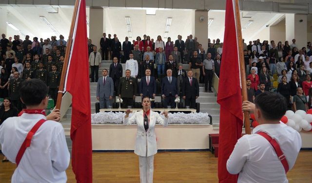 Edremit'te 19 Mayıs Bayramı Heyecanı: Mehmet Ertaş Kutlamalara Katıldı