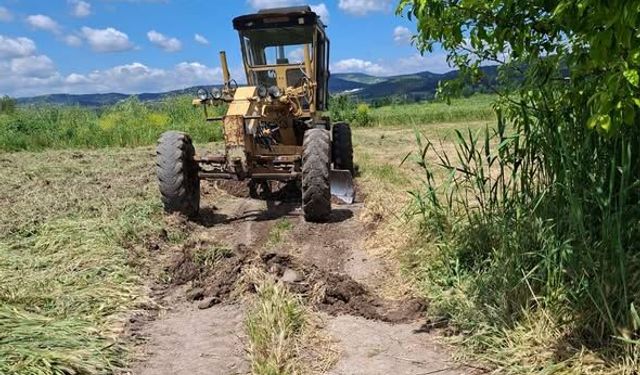 Bigadiç Belediyesi Duyurdu: Kırsal Mahallelerde Arazi Yolu Seferberliği!