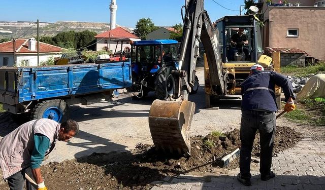Bigadiç’te Yol Konforu Artıyor: Salmanlı’da Altyapı Mesaisi