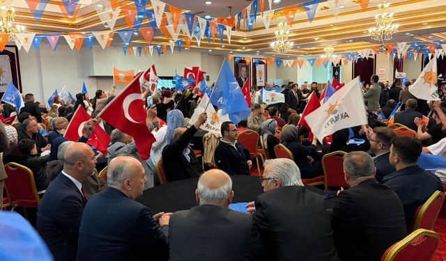 AK Parti'de seçim startı gibi bayram buluşması: Tatil yok, sahadayız!
