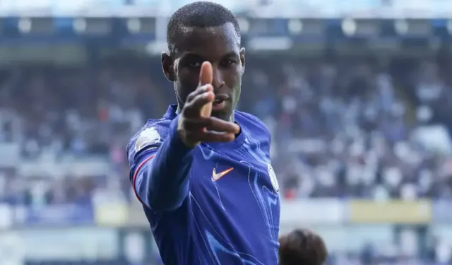 Fenerbahçe'de Yüzyılın Transfer Operasyonu! Fenerbahçe İstedi, Chelsea Kapıyı Açtı: Nicolas Jackson Geliyor mu?