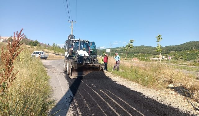Bigadiç’te Ulaşım Konforu Artıyor: Yeni Mezarlık Yolunda Asfalt Seferberliği!