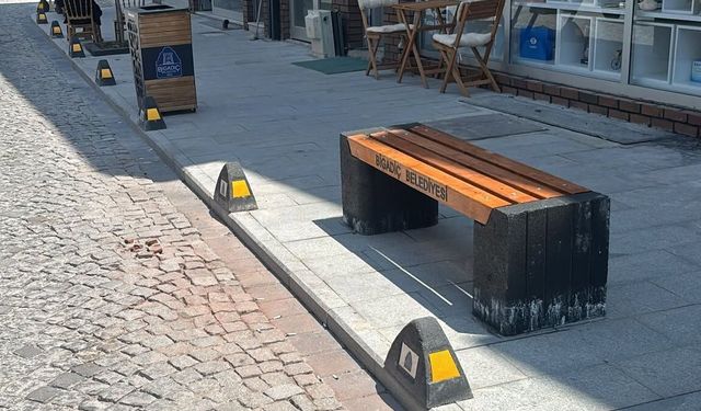 Bigadiç Belediyesi Hitay Caddesi'ni Yeniliyor: Sosyal Yaşam Alanları Oluşturuluyor
