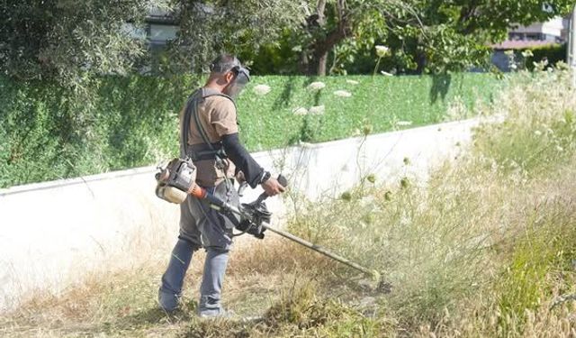 Burhaniye’de Yeşil Alan Seferberliği: Parklar ve Sosyal Alanlar Yenileniyor!
