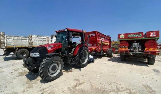 Balıkesir’de Tarımsal Üretimde "İklim Dostu" Dönem: Gübre Dağıtma Römorkları Teslim Edildi
